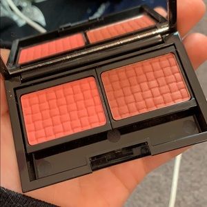 Doucce magnetic blush palette